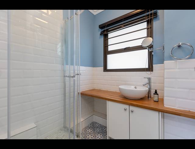 2 BEDROOM APARTMENT TO LET IN CLAREMONT